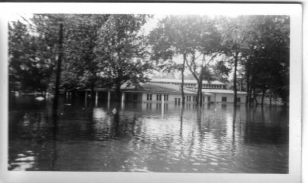 Riverview Flood Pine Room